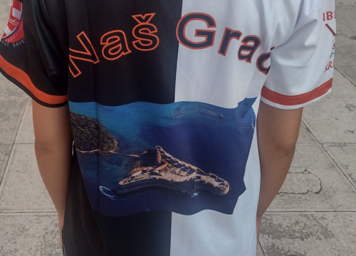 Fotografija 6 - Adrian Vidajic, kapetan Šibenika u džentlemenskoj igri: 'Najdraže kod kriketa drugarstvo i trash talk'