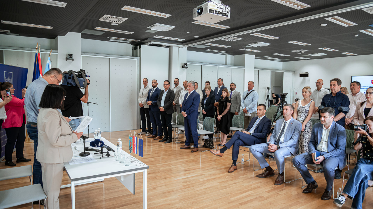 Evo kolike su naknade članovima Županijske skupštine i koliko će koja stranka dobiti iz proračuna