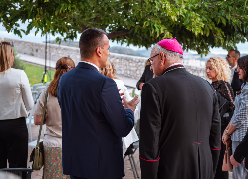 Fotografija 2 - FOTO Franka Baranović Nagradu Grada Šibenika posvetila majci: 'Šibenik je utkan u moje gene i ovo je za mene posebna čast'