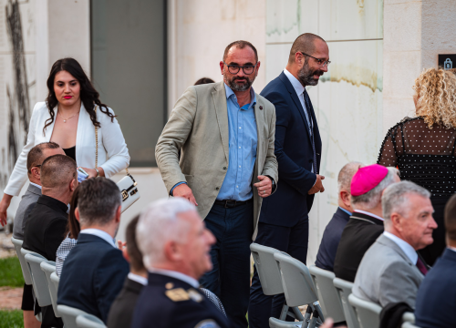 Fotografija 12 - FOTO Franka Baranović Nagradu Grada Šibenika posvetila majci: 'Šibenik je utkan u moje gene i ovo je za mene posebna čast'