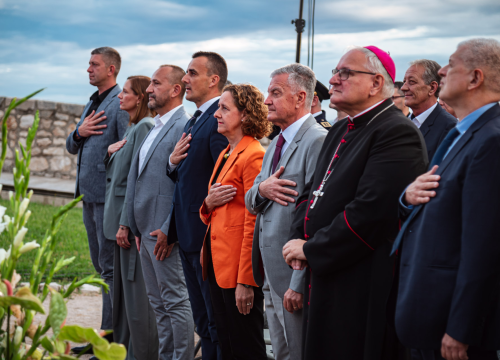 Fotografija 23 - FOTO Franka Baranović Nagradu Grada Šibenika posvetila majci: 'Šibenik je utkan u moje gene i ovo je za mene posebna čast'