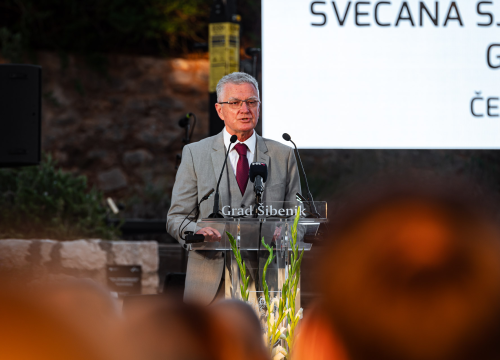 Fotografija 36 - FOTO Franka Baranović Nagradu Grada Šibenika posvetila majci: 'Šibenik je utkan u moje gene i ovo je za mene posebna čast'