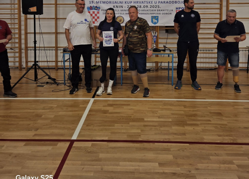 Fotografija 17 - FOTO Klub sjedeće odbojke Knin 95 domaćin Kupa Hrvatske: Naslov pripao Zagrebu