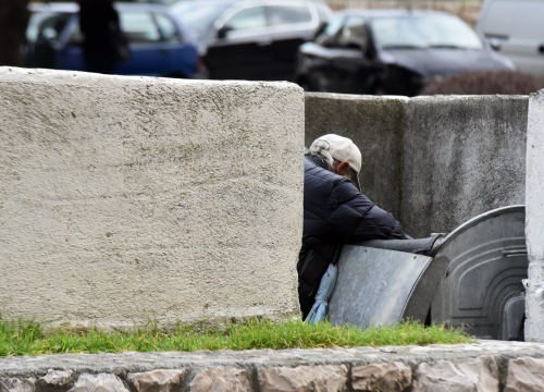 Više od 800 tisuća Hrvata u riziku od siromaštva
