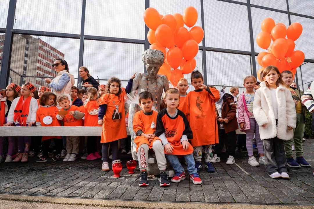 Draženu 61 balon za 61. rođendan: Šibenik obilježio rođendan svog košarkaškog velikana