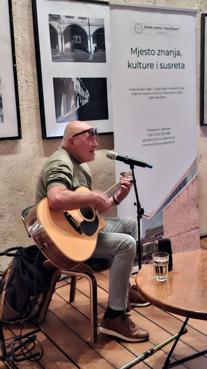 Inspirativno putopisno predavanje Feruča Lazarića održano u Azimutu