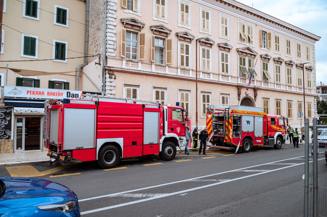 Vatrogasna vježba spašavanja i evakuacije učenika