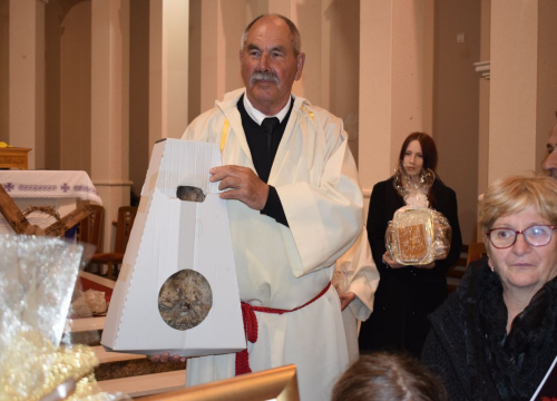 Fotografija 16 - U Primoštenu izveden oratorij 'Za križen'