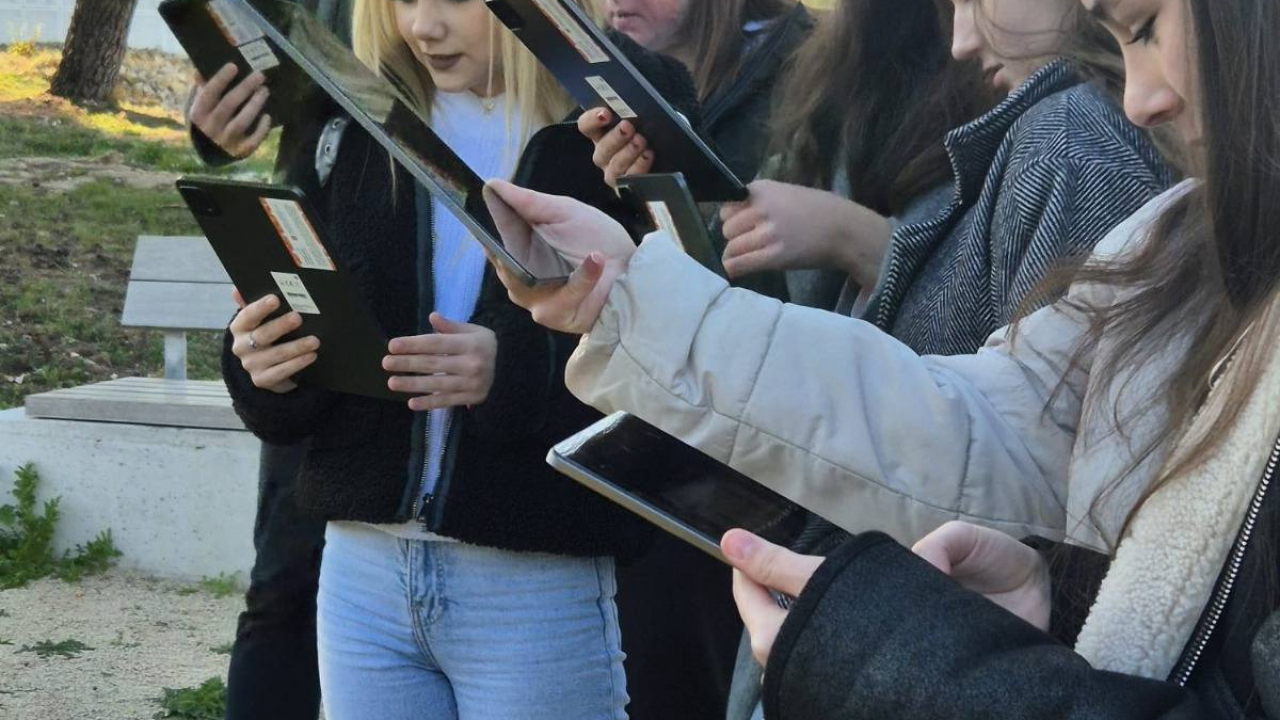 RaSTEM avantura u Trokutu: Kninski osnovnoškolci uronili u svijet novih tehnologija