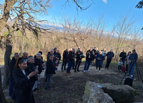 Fotografija 2 - U Sonkoviću odana počast hrvatskom vitezu Borisu Bratiću, pripadniku 113. brigade Šibenik