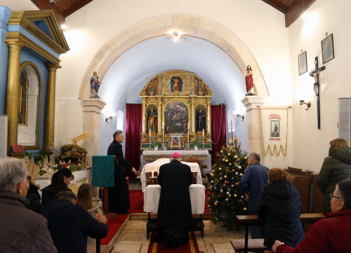 Fotografija 21 - Šibenski biskup Tomislav Rogić u sklopu pastirskog pohoda posjetio župe Jadrtovac i Vrpolje