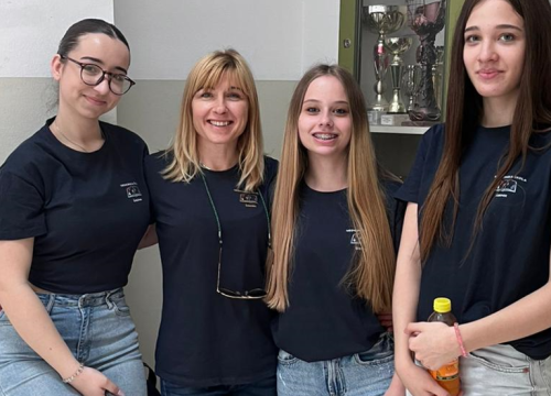 Amra ima 16 godina, državna je prvakinja iz latinskog, ali i vlasnica 'Oskara znanja'