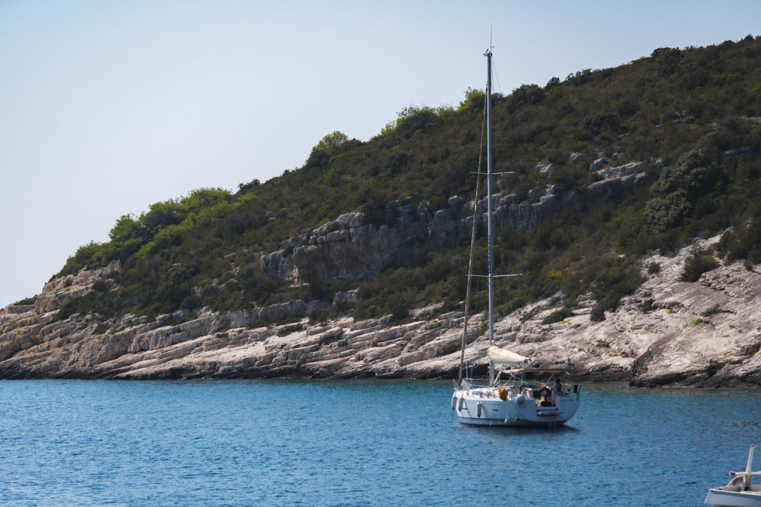 Zaplovili smo iz Šibenika put juga i otkrili tajne magičnih dalmatinskih otoka