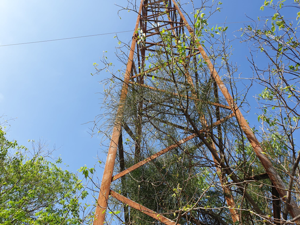 Zahrđali dalekovod koji prolazi kroz Rokiće godinama nije u funkciji, HEP: 'Uklanjanje u planu dogodine'   