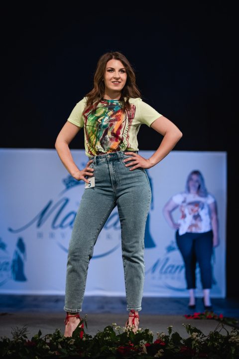 U šibenskom kazalištu održan izbor za najljepšu mamu: Vedrana Halinčić Bakšić i Ljubica Bulić ponijele lente