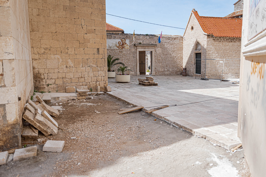 Oteglo se kod sv. Frane: Radovi koji su počeli 11. siječnja trajat će još najmanje 42 dana