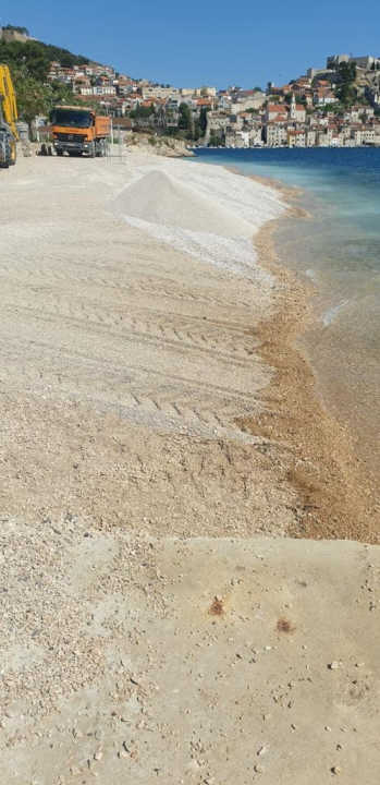 Zeleni grad započeo je s uređenjem plaža na području Grada Šibenika 