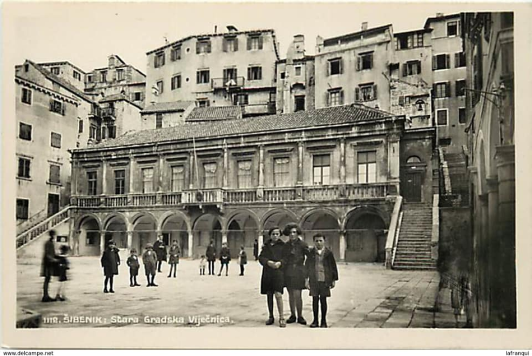 Našli smo stare i rijetke fotografije Šibenčana: Pogledajte što se sve kroz godine mijenjalo  