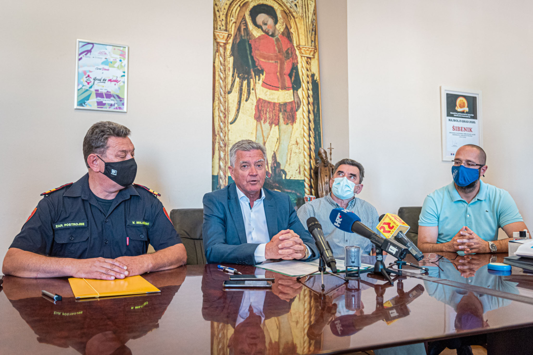 Nakon godina čekanja, potpisan ugovor za izradu projektne dokumentacije za novi Vatrogasni dom u bivšoj vojarni