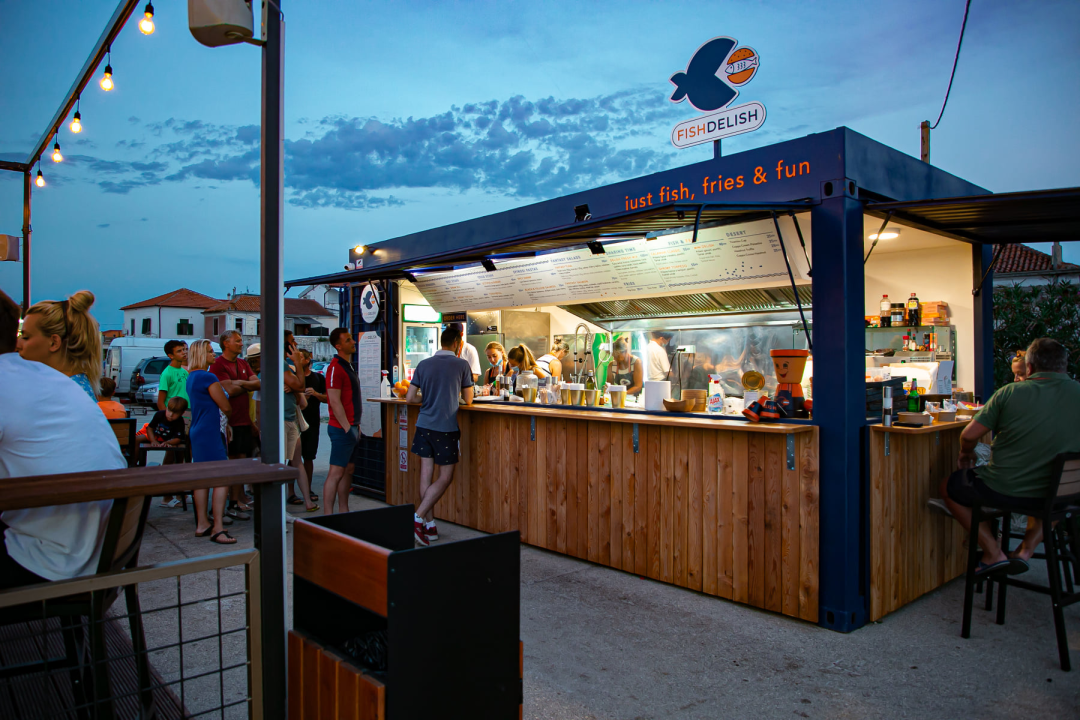 Osladite se ukusnim ribljim delicijama u Fish Delishu u Vodicama!