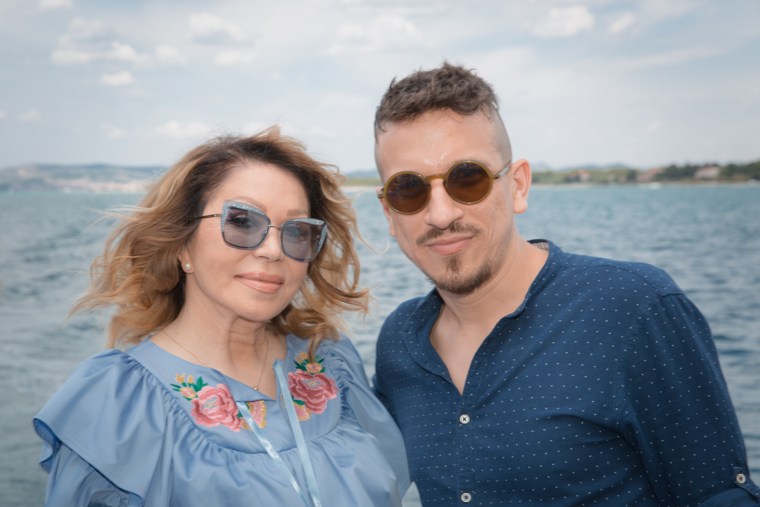 Neda Ukraden promovirala novi album na brodu od Vodica do Šibenika