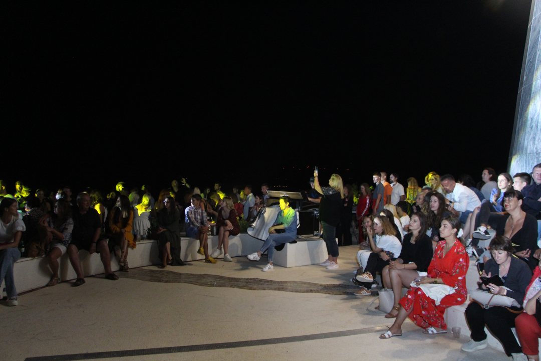 Na primoštenskom brdu Gaj održan koncert 'Tragom Olivera': Pogledajte kako smo se proveli 