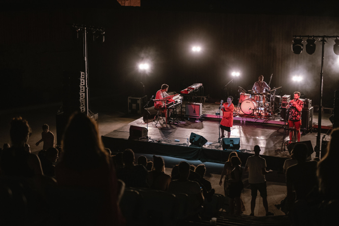 Šibenski bendovi Magul i The Fogsellers rasplesali publiku na drugom danu Let’s Rock festivala na sv. Mihovilu