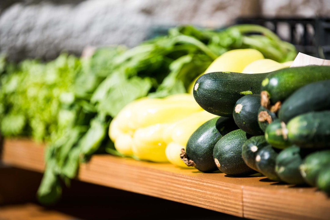 Mala loža u novom ruhu: Provjerite ponudu lokalnih OPG-ova na Zelenoj tržnici!