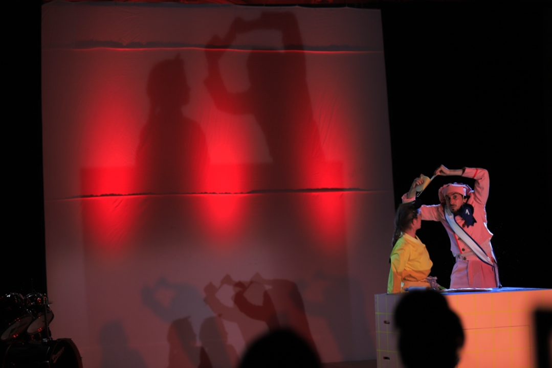 Pogledajte kako je jučer bilo na festivalu i provjerite današnji program po šibenskim trgovima i ulicama