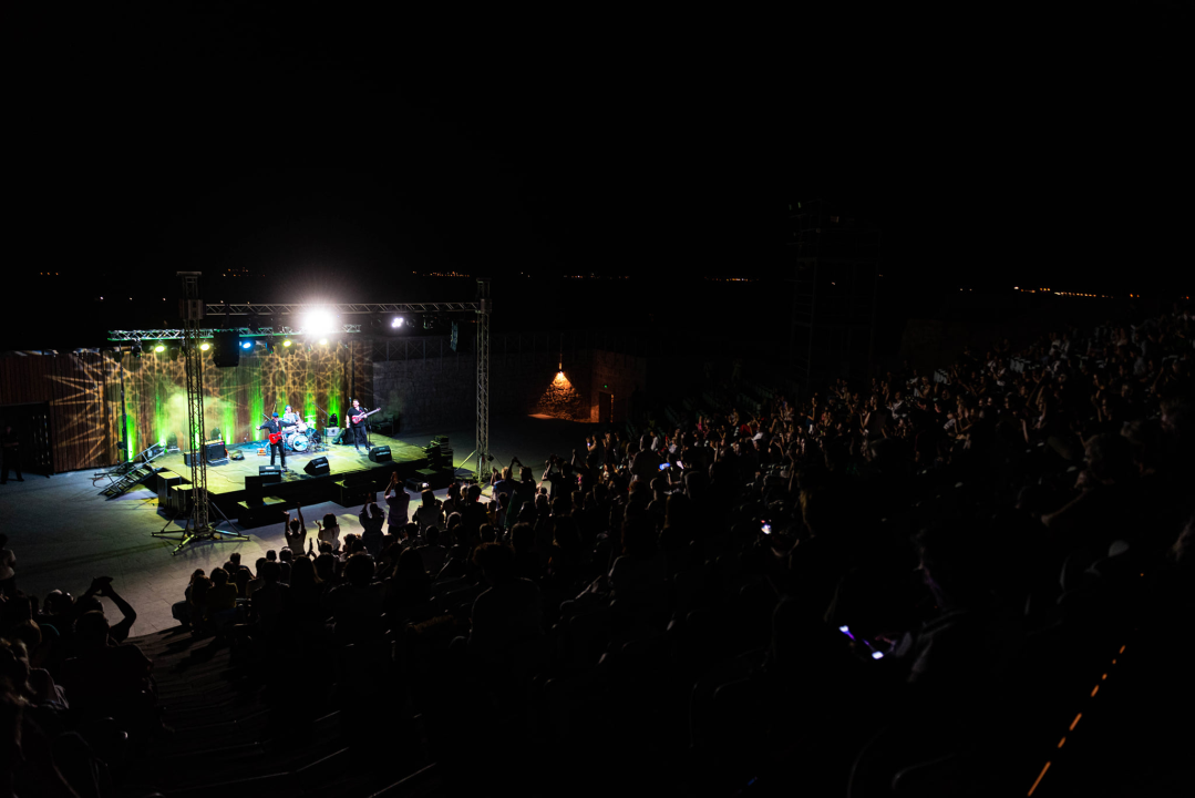 Vlatko Stefanovski i V3 Trio uljepšali toplu ljetnu noć na tvrđavi sv. Mihovila