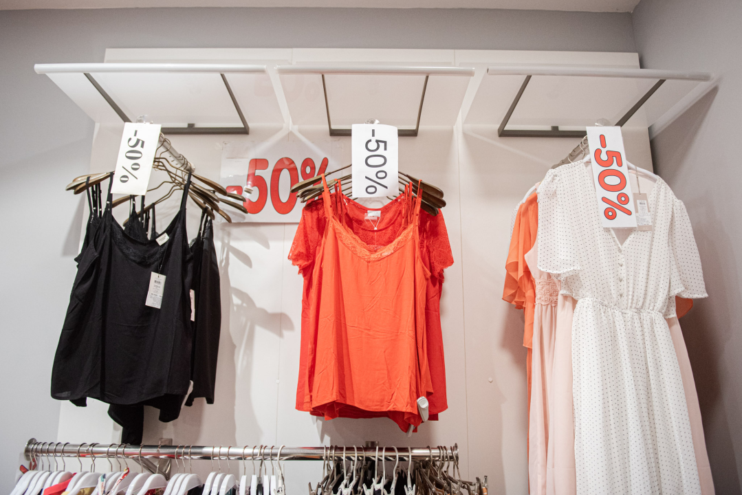 Iskoristite sezonska sniženja na odjeću u centru Šibenika!