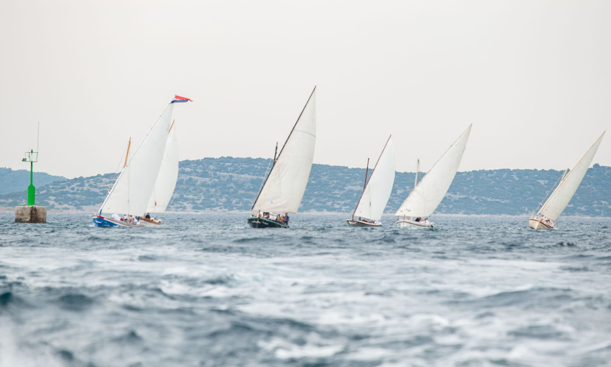 Pogledajte spektakularne kadrove zlarinske regate na latinsko jedro