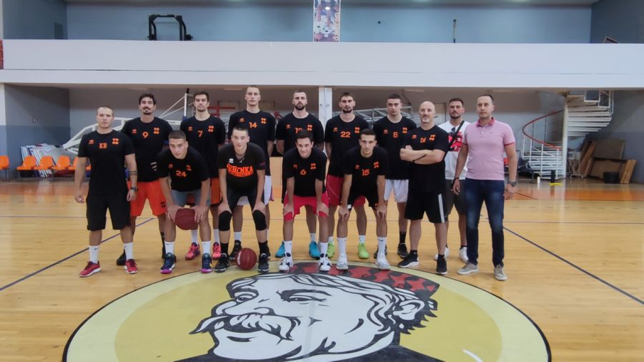 Šarić odlazi, Paić na pragu povratka, Bašićeva jubilarna deseta sezona u šibenskom dresu