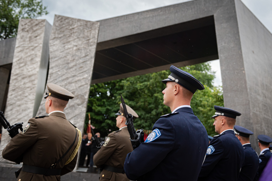 Obilježavanje 26. obljetnice VRO Oluja: Pogledajte kako je jutros bilo u Kninu 