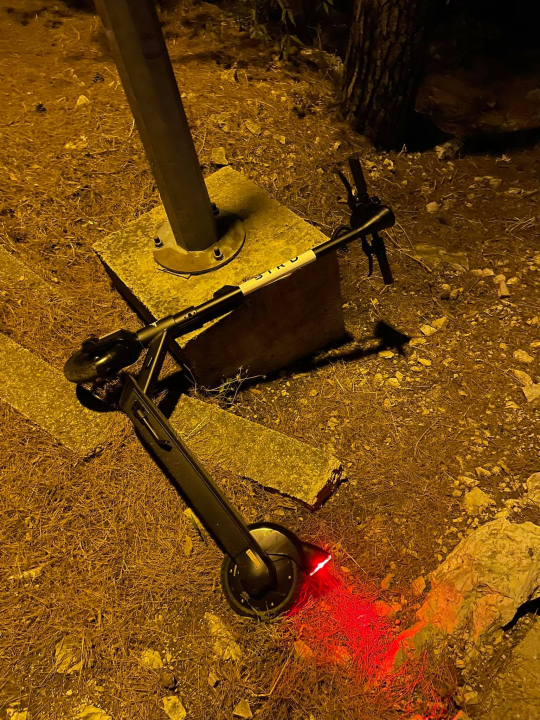 Grad je obećao pozabaviti se neredom s električnim romobilima, evo kako im ide 