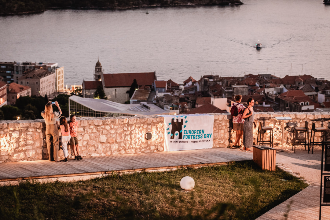 Na Baroneu prikazana autentična ljubavna priča: Redateljski tandem, Anđela i Davor Rostuhar, predstavio i knjigu 