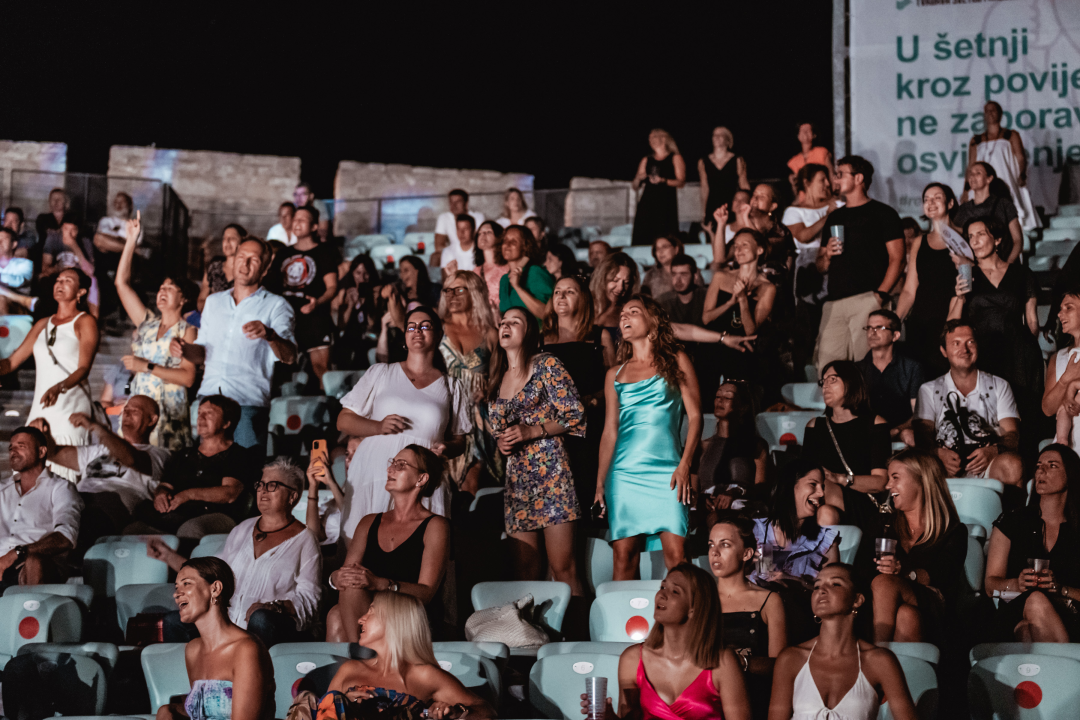 Massimo na Mihovilu kao Mišo, publika je uglas pjevala s rukama u zraku!