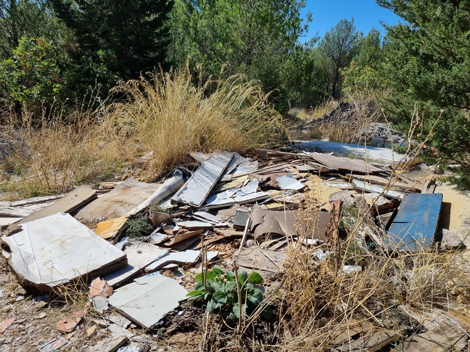 Nove hrpe smeća na Vidicima: Šuma kod stare magistrale i dalje 'omiljeno' odlagalište 