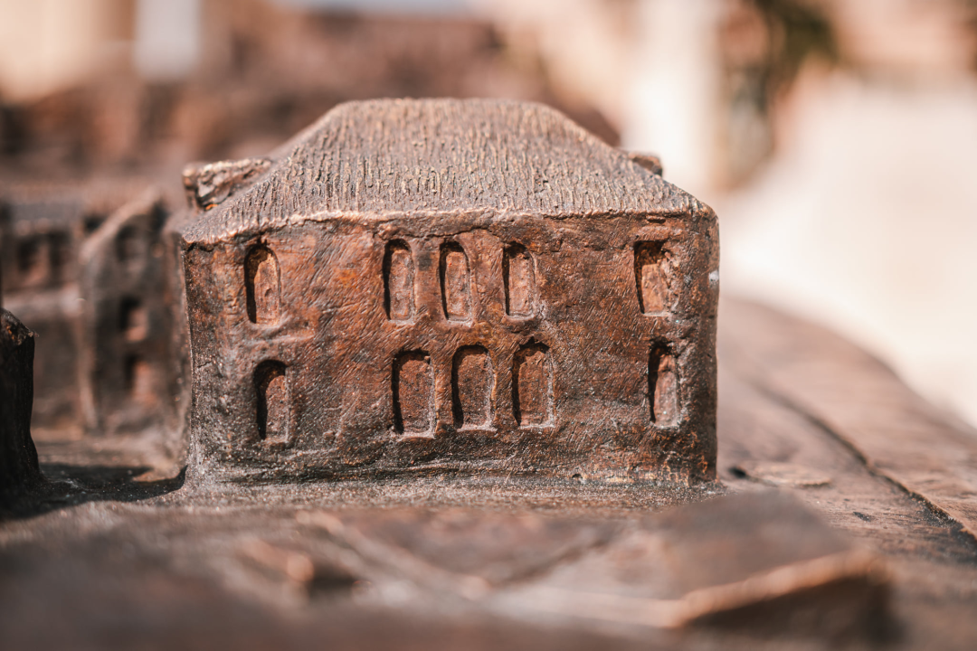 Nakon svečanog otkrivanja, uslijedilo je detaljno proučavanje: 'Dobro je to napravljeno, ali ovakva stvar treba na Poljanu' 