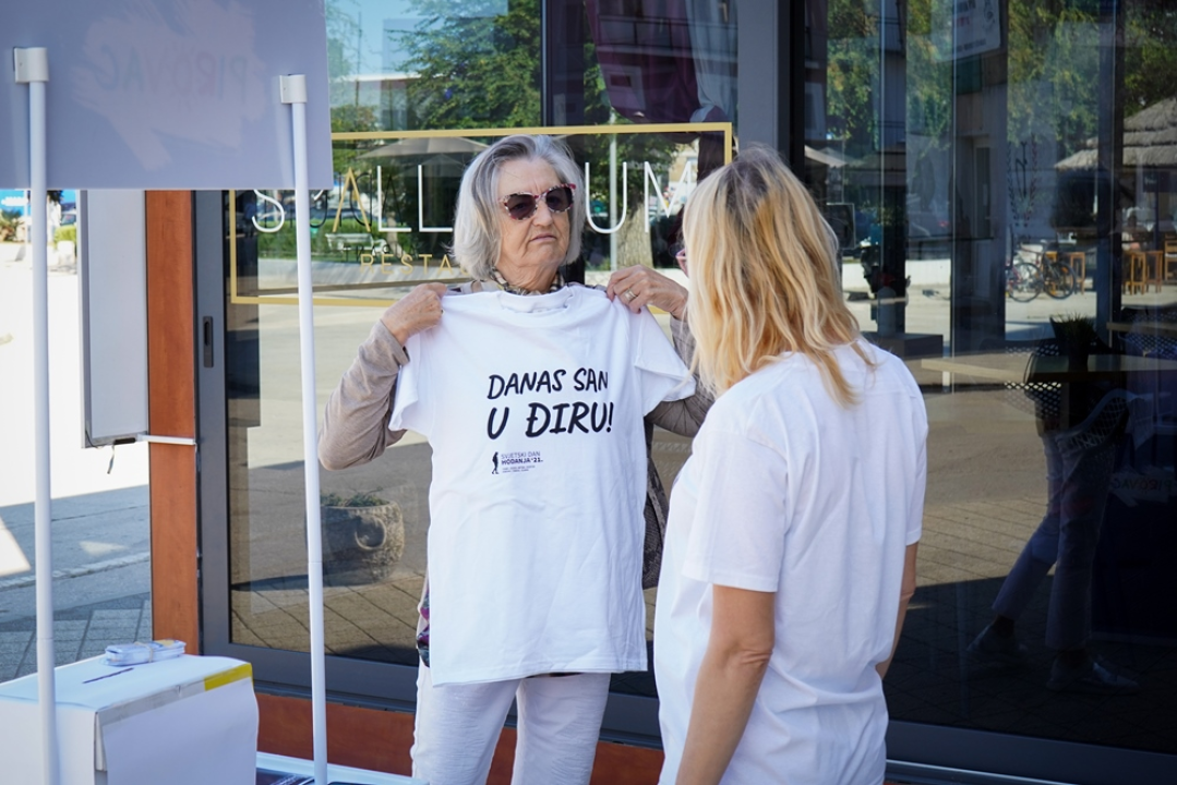 Pogledajte kako je Svjetski dan hodanja obilježen u Pirovcu: Skupljalo se i za pomoć maloj Kiari   