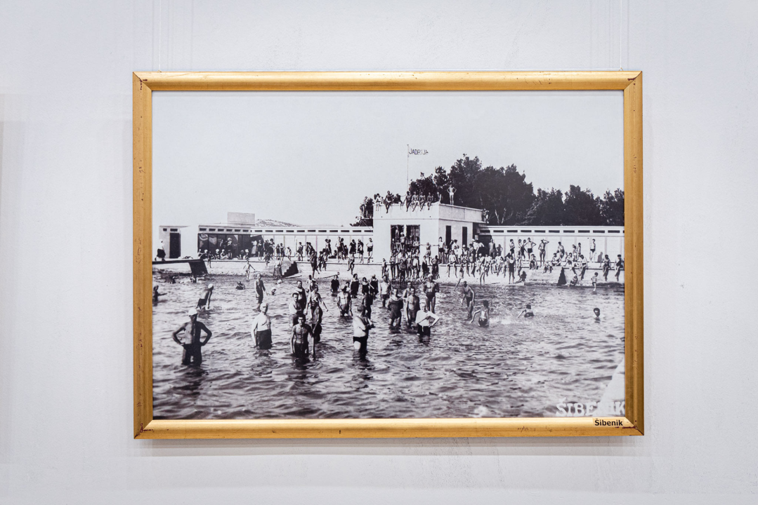  Žene i muškarci prije stotinjak godina morali su se kupati odvojeno, a svi su bili obučeni po posljednjoj čednoj modi