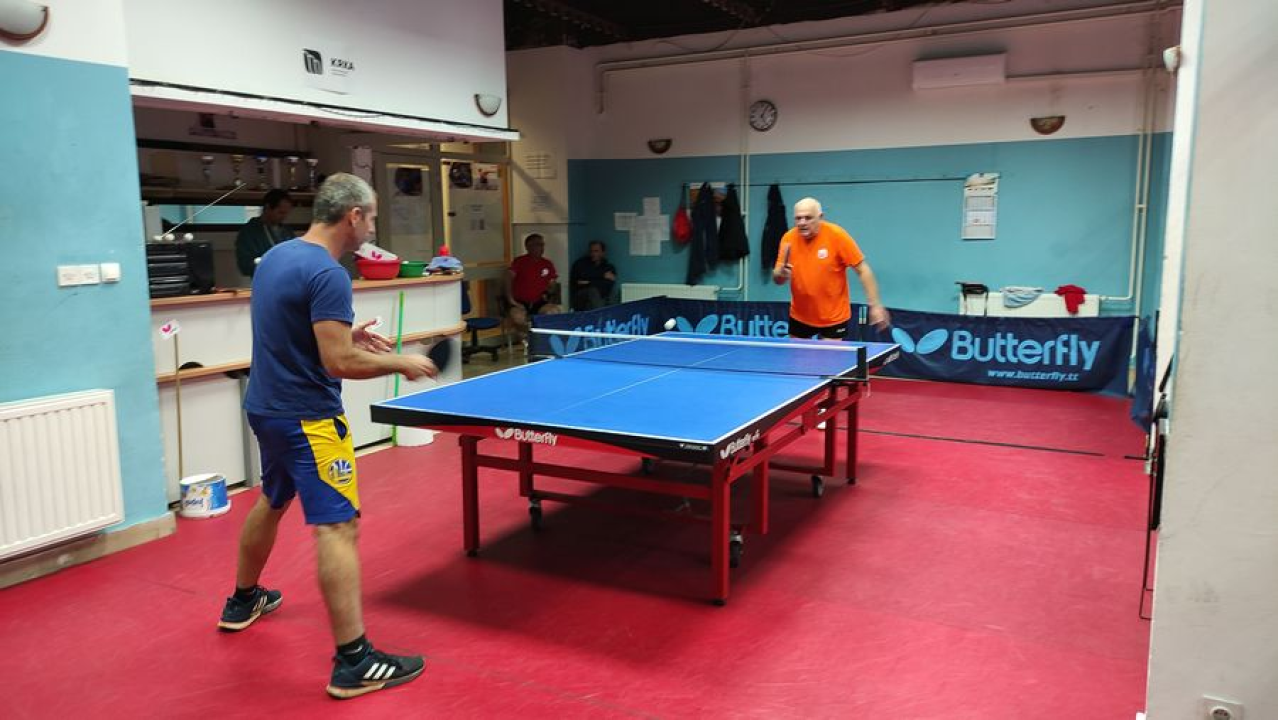Počela treća sezona rekreativne stolnoteniske lige: Sudjeluje deset klubova 