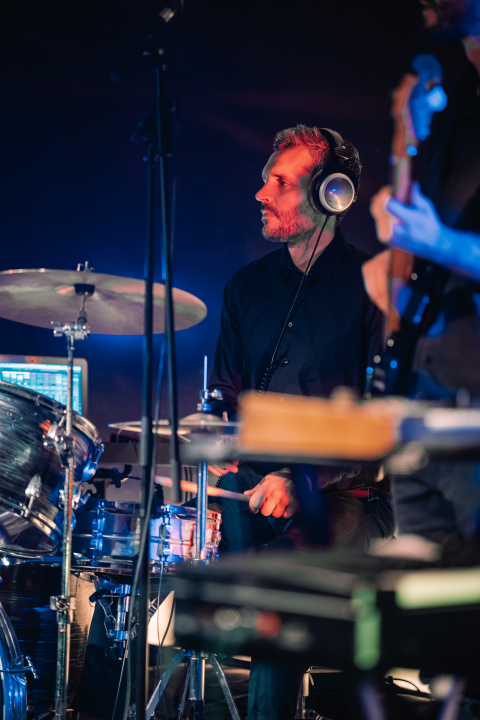 Natali Dizdar u ‘Arsenu’ u suzama otpjevala Arsenovu Zamijenit ću te gorim i proslavila 20 godina karijere