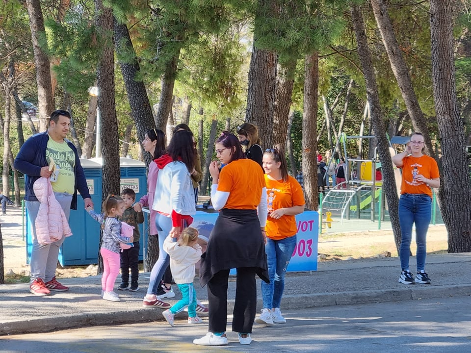 Sport, glazba, druženje, ručak: U Rasadniku cijeli dan traje akcija za malu Kiaru, evo kako je to izgledalo jutros 
