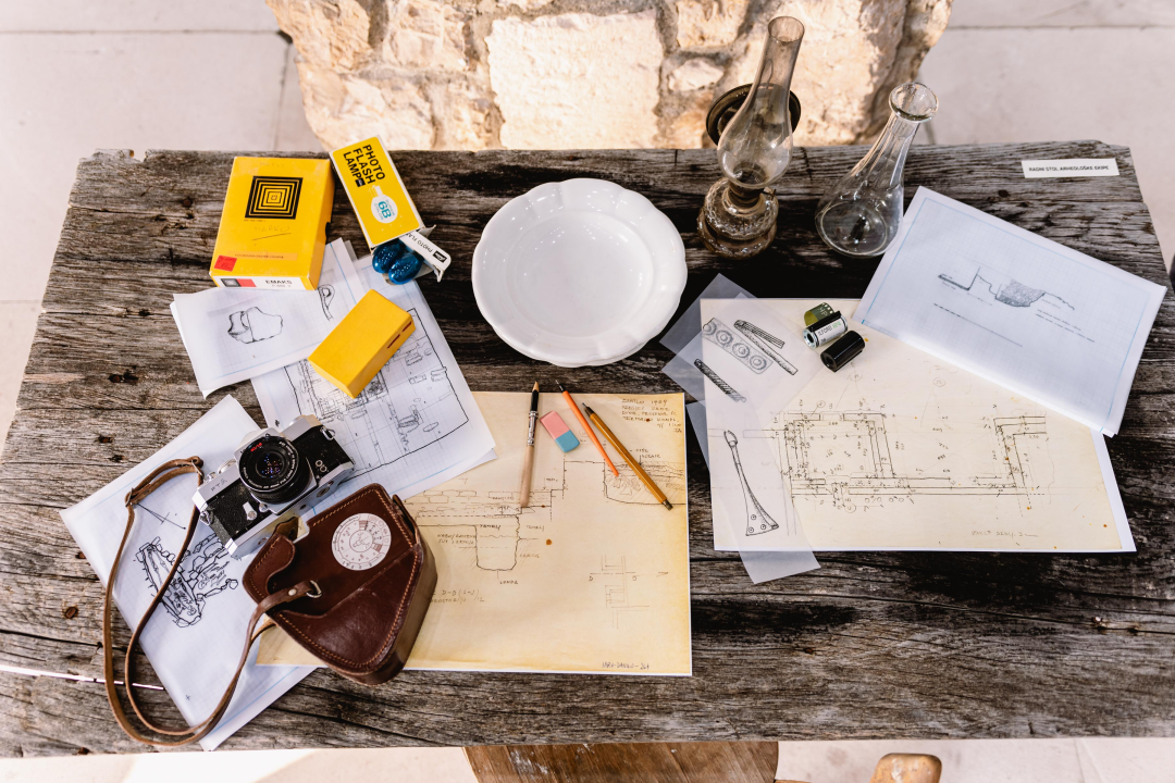 ‘Vlakom prema jugu’: Arheolozi su iz Zagreba vlakom išli do Perkovića pa pješke ili karom do Danila