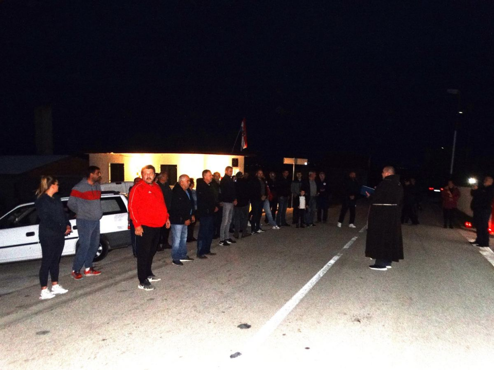 Vukšićani zapalili svijeće za Škabrnju i Vukovar