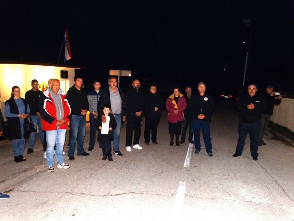 Vukšićani zapalili svijeće za Škabrnju i Vukovar