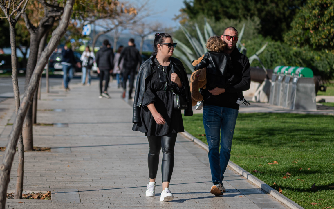 Vladarice modnog đira pokazale kako izgleda modni look za desetku  