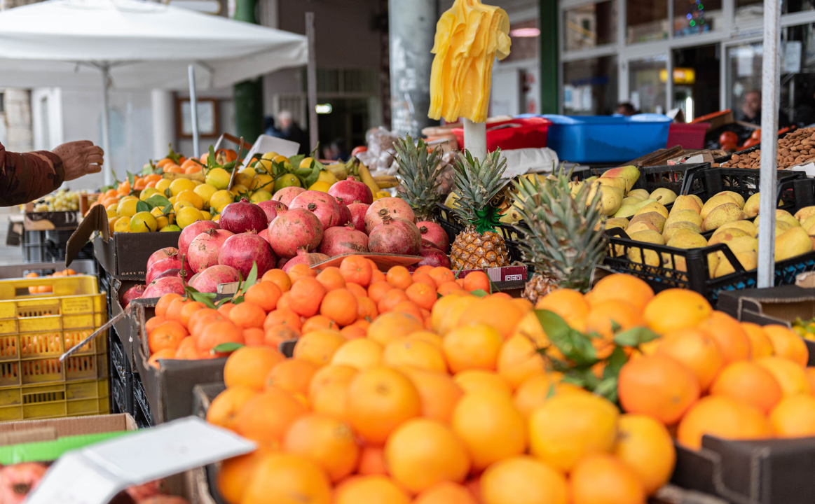 Ponuda ribe na peškariji u skladu s tmurnim danom: Ipak, za 50 kuna može se kupiti pet kila ribe, a ima i štriguna