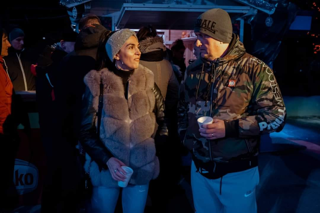 Neno Belan i Fiumensi otvorili Advent u Kninu: Pogledajte atmosferu 